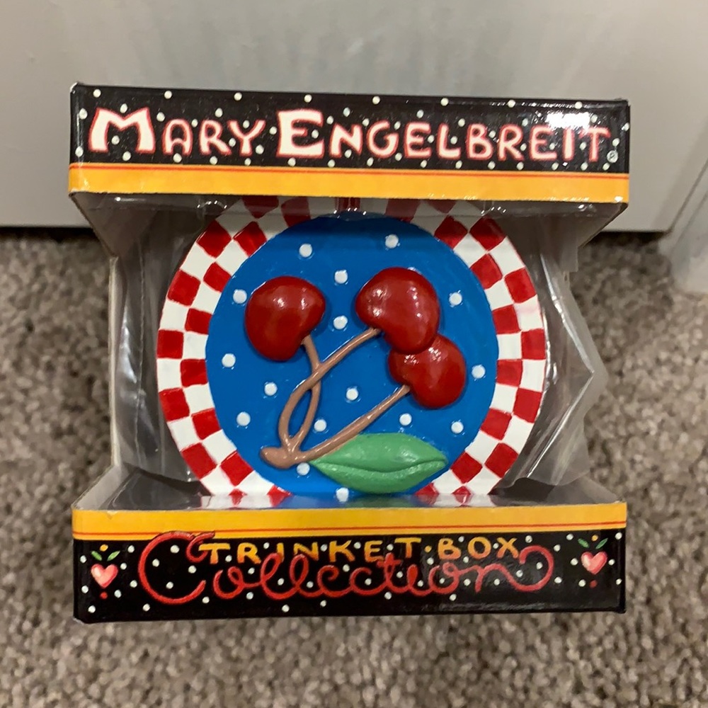 Vintage Mary Engelbreit Cherries Trinket Box, new in box!